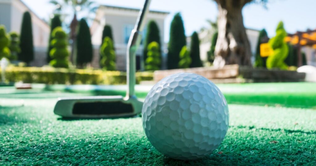 Mini golf feud ends in ‘threat’, expulsion