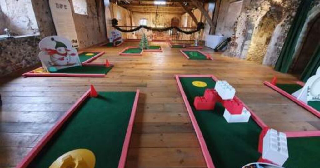 Christmas crazy golf hire