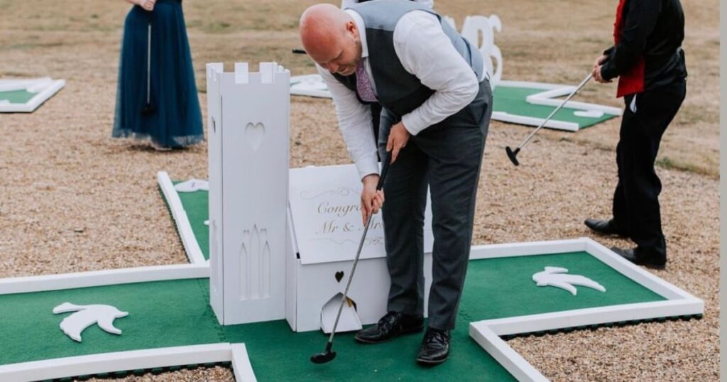 Why Chose PutterFingers Mini Golf for your Wedding Day?